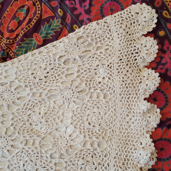 Vintage 70s one of a kind crochet dress - Picture 4 of 16